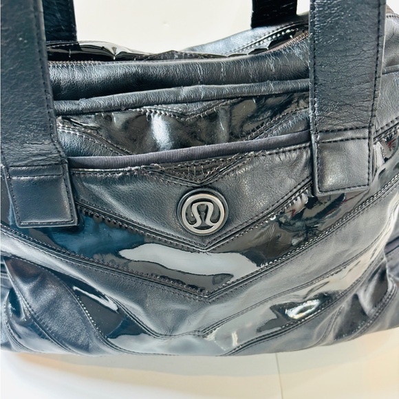 Lululemon Travel Gym Diaper Large Black Bag - Picture 4 of 13